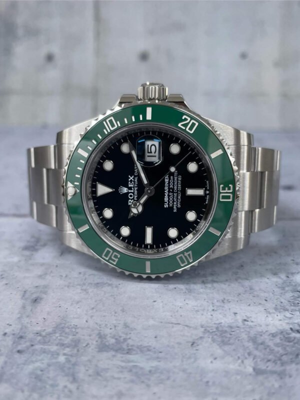 Rolex Submariner 116610LV black dial