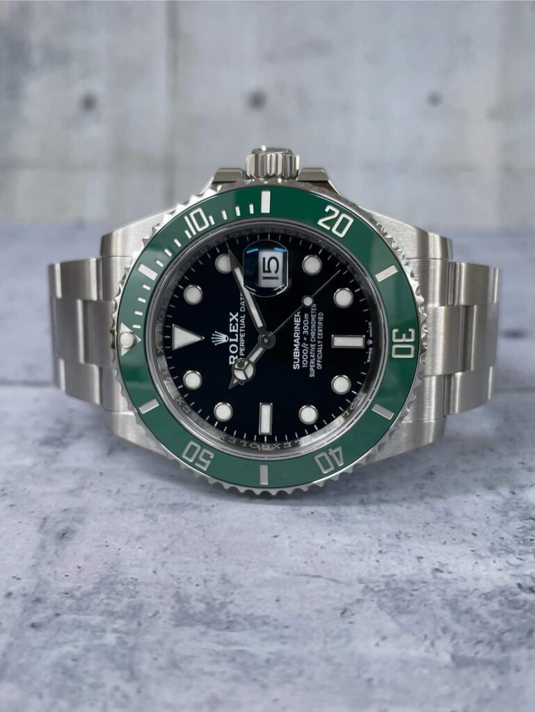 Rolex Submariner 116610LV black dial